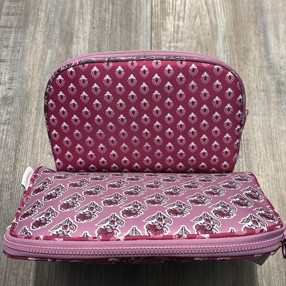 Dwell Studio Travel Case 3 piece purple floral set NEW - Picture 4 of 8